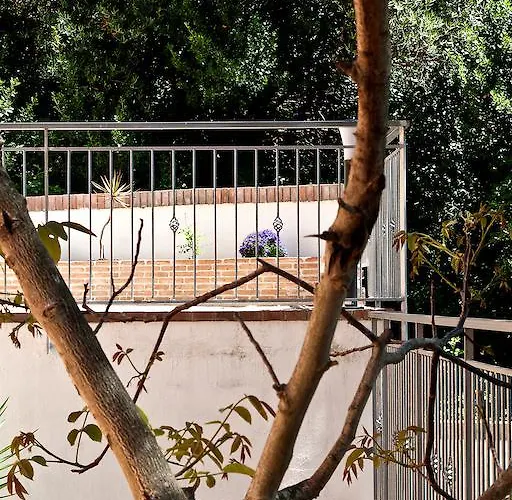 I Tre Pini Apartment *