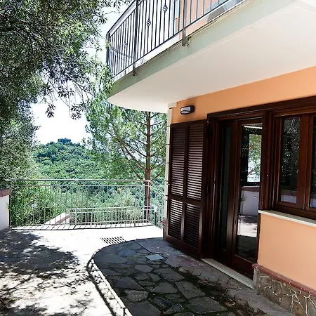 Apartment I Tre Pini Pollica