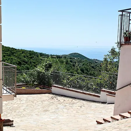 Apartment I Tre Pini Pollica